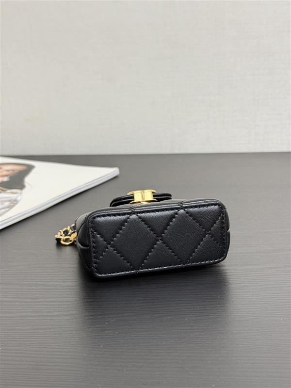 2026127215022570 800